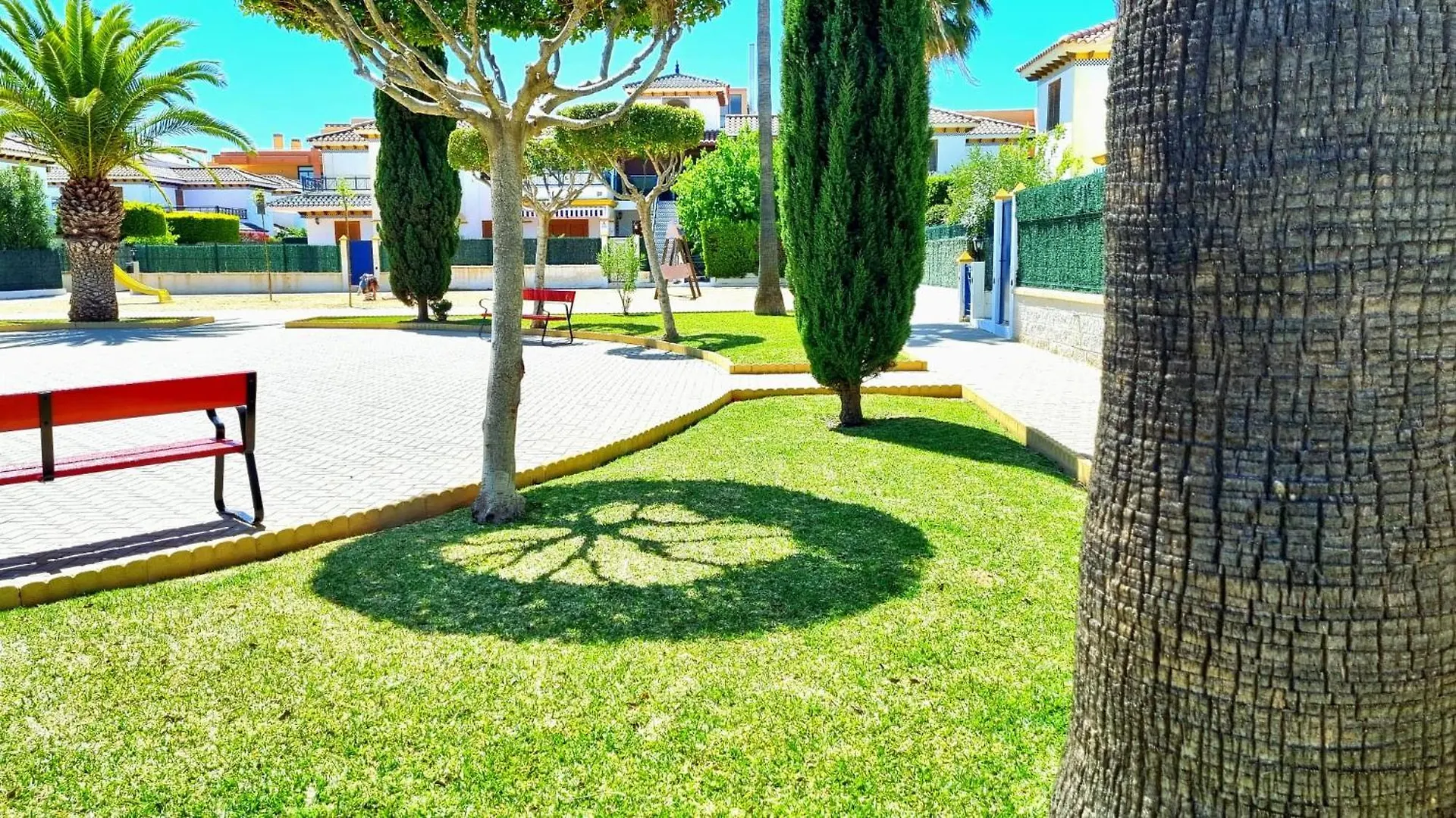 Apartment Bajo Veramar 1 Frente A Parque 2 Dormitorios 500 Metros De La Playa